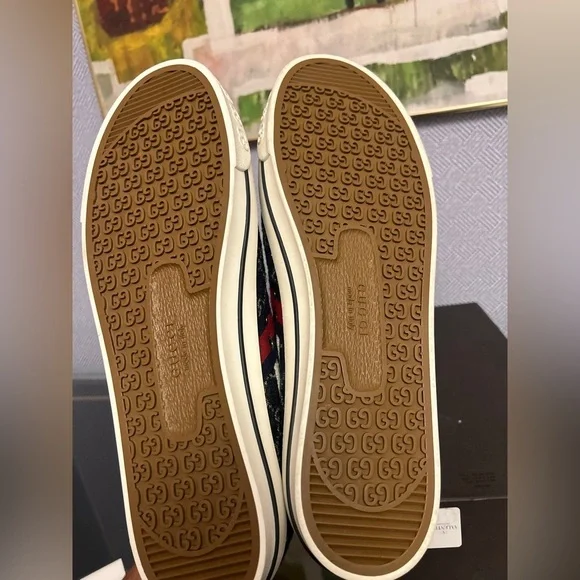 Men's Size 16 New Never Worn gucci 1977 Sneaker Navy with Gucci Details